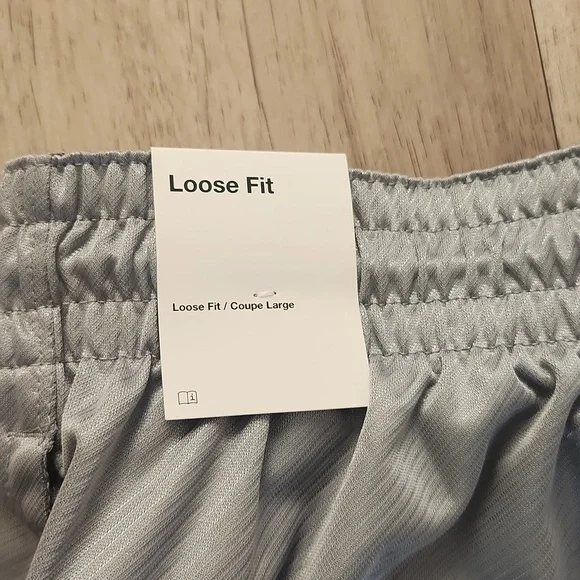 Nike Dri-FIT Light Gray Shorts - Picture 4 of 5